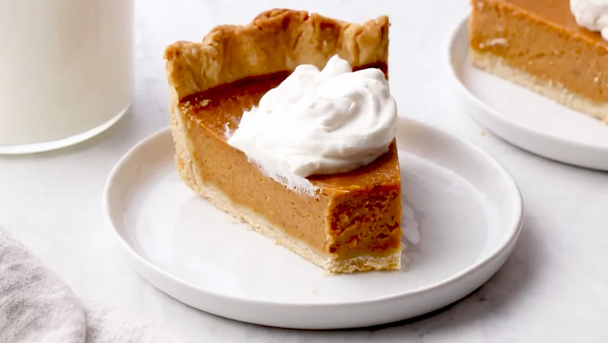 Master the Best Pumpkin Pie: Essential Baking & Doneness Tips